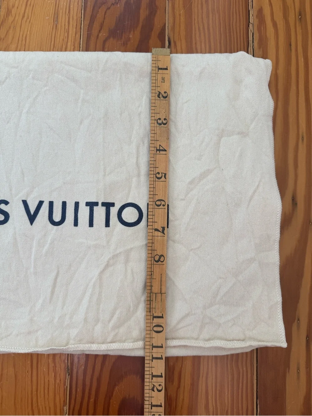 Louis Vuitton Cream Dust Bag with Navy Logo Print
